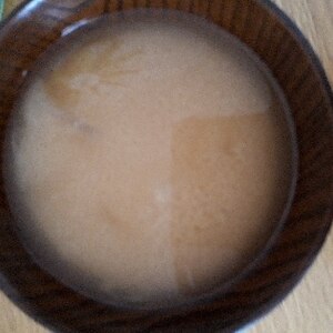 夏バテ防止に茄子の味噌汁を！